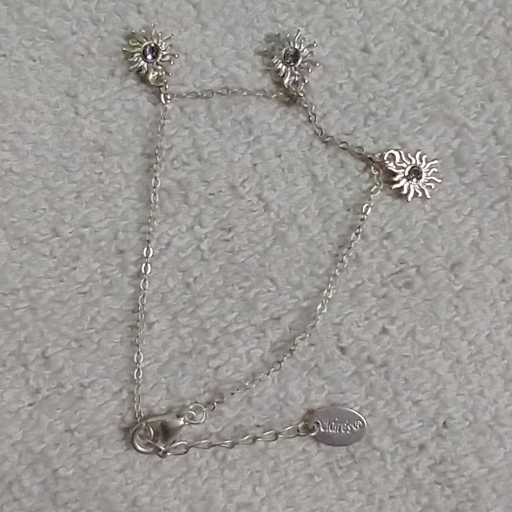 Silvertone Claire's sun 🌞 crystal 🔮 chain bracelet